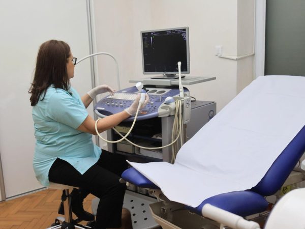 Pot anticoncepționalele să cauzeze cancer? Dr. Lorena Turculeț explică riscurile și beneficiile